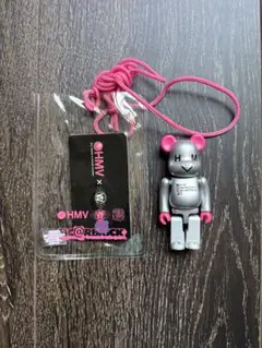 ベアブリック HMV コラボ シルバー ピンク