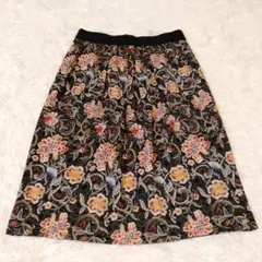 【新品タグ付き】VIVIENNE TAMフラワー総柄タイトスカートゴムひざ丈