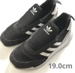 adidas アディダス　スニーカー　19cm