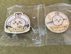 ちいかわ　くら寿司　うさぎ　マグネット　缶バッジセット