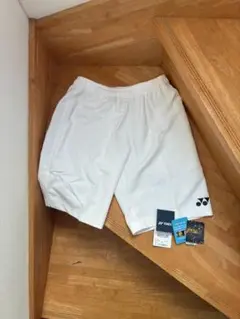 新品未使用　YONEX バドミントンパンツ S ホワイト