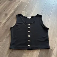 黒 ボタン付き タンクトップ