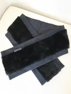 PRADA リアルファー マフラー ストール ブラック