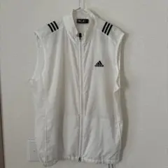 adidas 半袖ナイロンベスト