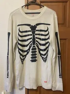 Supreme 骨サーマル Mサイズ
