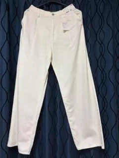 新品未使用品　ドレープデニムタックパンツ　M