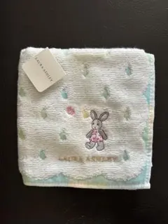 LAURA ASHLEY ウサギ刺繍タオル