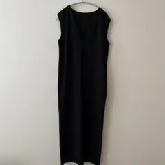 黒色　ノースリーブロングワンピース