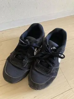 NIKE スニーカー　24