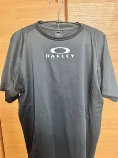 OAKLEYメンズTシャツ