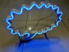 波形デザイン LEDテーブルライト　イケヤ　ライト