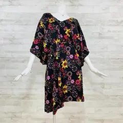 ほぼ未使用 リミフゥ ハンギングスリーブ アシメ変形ワンピース 黒 S 万華鏡柄