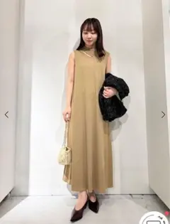 今期　新品　Aga デコルテカットアウトワンピース　ロングワンピ