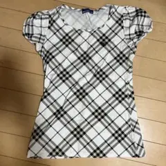 Burberry 白チェック柄