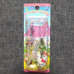 ご当地キティ　ストラップ　岡山限定　桃太郎