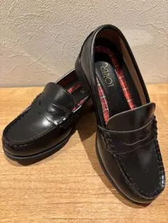 【23.0】★新品に近くとても綺麗な状態です★黒　ローファー　CLOSSHI