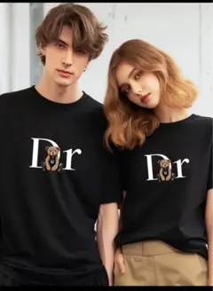 くまプリント ロゴ風デザインTシャツ（ペアコーデブラック)