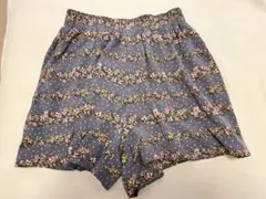 【未使用】Cheek ショートパンツ　花柄