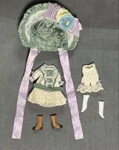 Item thumbnail for item 8260b8a5-9bc7-42ca-a93d-30aaeb70865e