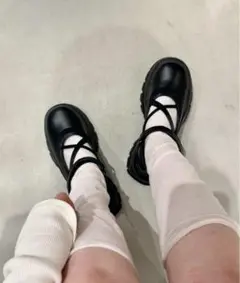 Kastane クロスストラップシューズ