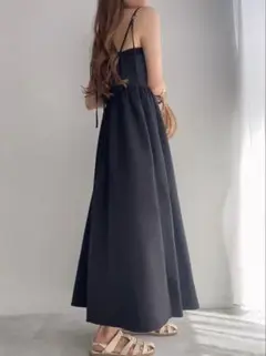 FILLOU ブラック バックリボン　フレアキャミワンピース
