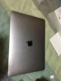 MacBook Pro 2018 13インチ