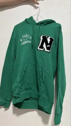 NIKE フード付きパーカー