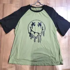オリーブグリーン ブラック 半袖TシャツXLサイズ。