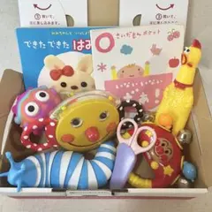 赤ちゃん お遊び道具 ※爪切りはパパママが使ってください