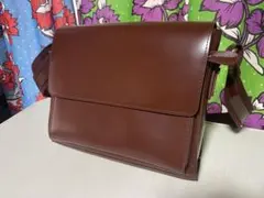 美品【放出処分】TIDING牛革製ショルダーバッグ　ワインカラー