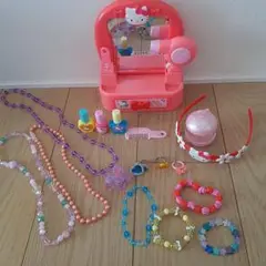 【再値下げ】【美品】キティちゃん ドレッサーセット