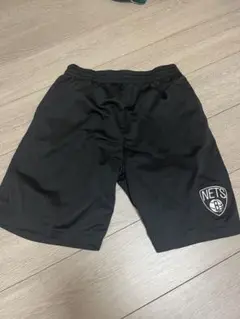 黒いメッシュスポーツショーツ Lサイズ