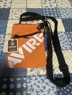 AVIREX縦型サコッシュ　オレンジ　新品未使用 タグ付き