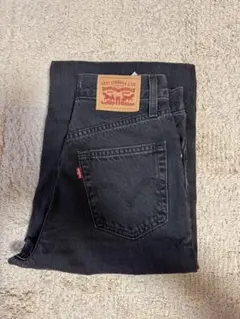 Levi's ブラックデニム スリムフィット