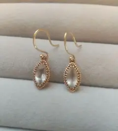 エテ ムーンストーン ピアス