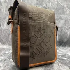 Item thumbnail for item e1c15dfa-5c49-45a8-907a-0e2d1c105ee8