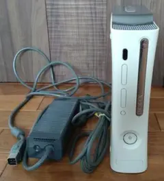 Xbox 360 本体 ホワイト　電源ケーブル付き