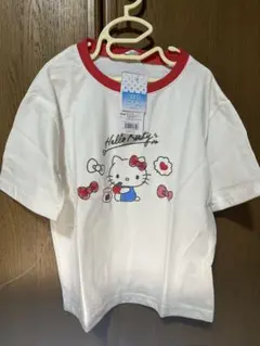 【新品タグ付き】Hello Kitty 半袖Tシャツ ホワイト×赤キッズ120