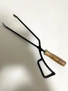 テオゴニア ファイヤープレーストング 薪ばさみ
