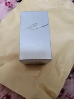 RMKのリキッドファンデーション 101
