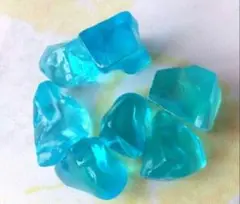 ツインクルストーン（青）72個セット／透明感のある樹脂パーツ
