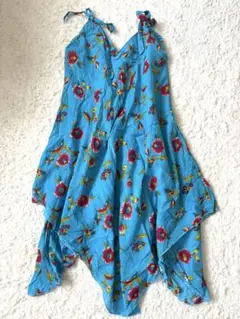 今年流行　スカーフキャミソール青い花柄ノースリーブワンピース