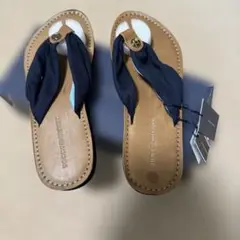 TOMMY HILFIGER ネイビー トングサンダル