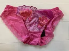 Item thumbnail for item e29fded4-c10d-40a1-a67e-d857a45e85d6