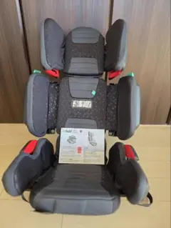 Item thumbnail for item 294d0ddd-8b27-4b1e-ae92-1c7d12ebe99b