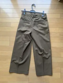 147 ストレートパンツ　xs ブラウン