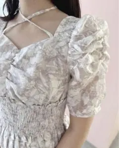 An MILLEアンミール flowerクロスフレアop