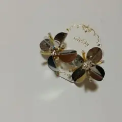 ピアス　ゴールディ