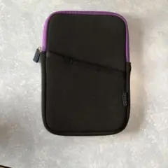 タブレットケース 黒と紫
