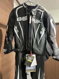 たくまん　BERIK ベリック セパレート革ツナギ サイズ52 たくまん様専用 BERIK ベリック セパレート革ツナギ サイズ52